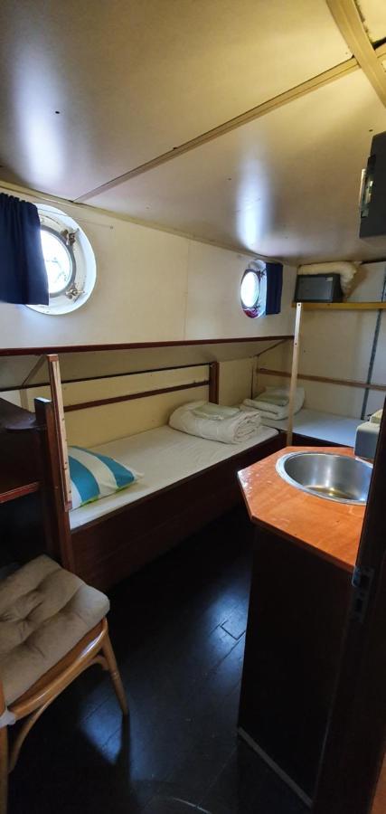Intersail Hostel - Avontuur Amsterdam Luaran gambar
