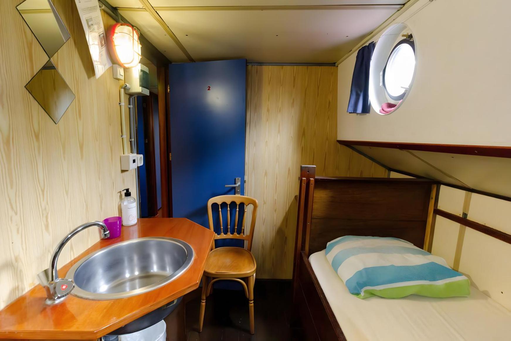 Intersail Hostel - Avontuur Amsterdam Luaran gambar