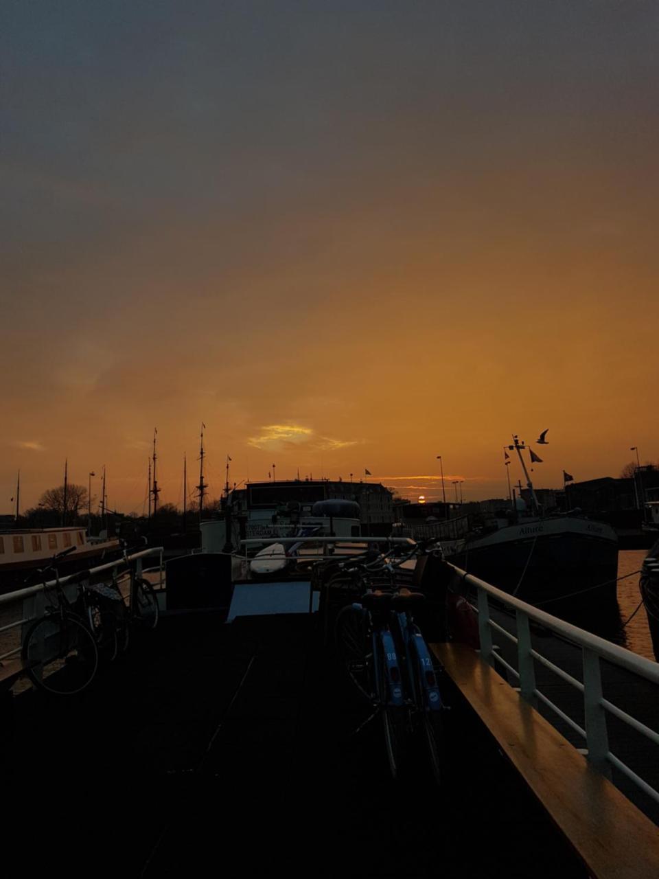 Intersail Hostel - Avontuur Amsterdam Luaran gambar