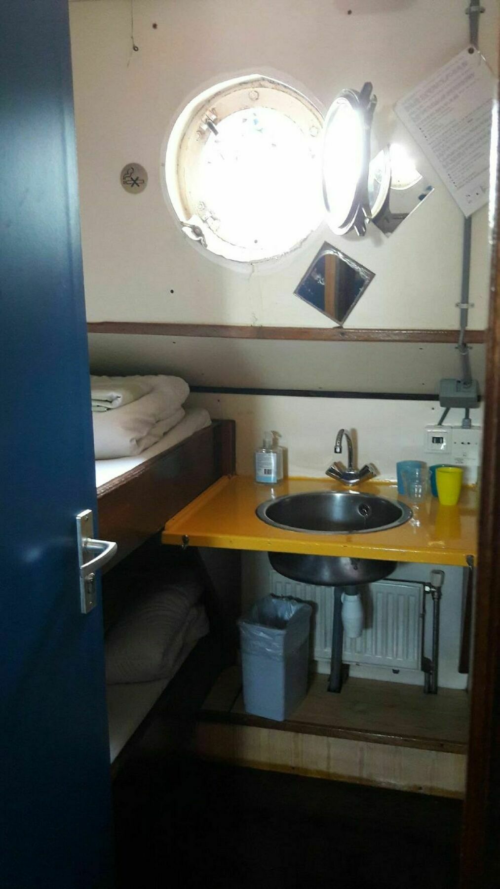 Intersail Hostel - Avontuur Amsterdam Luaran gambar